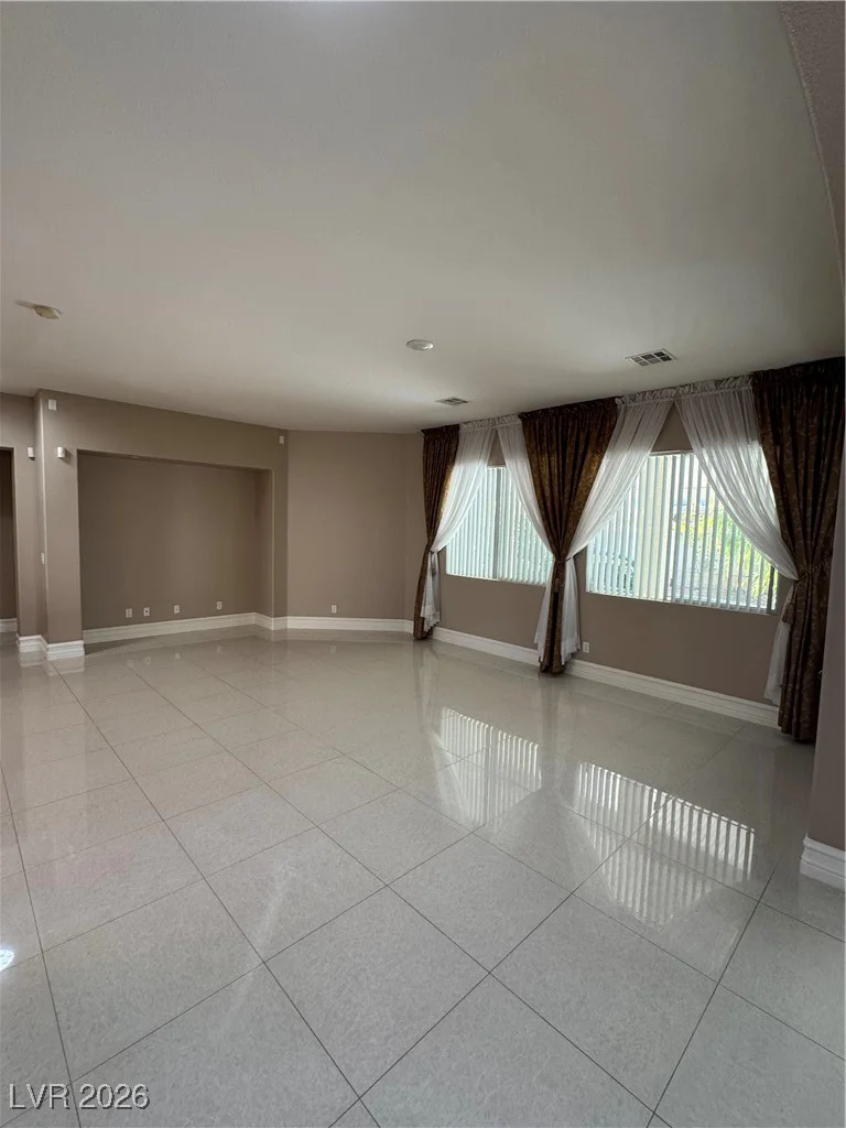 9927 Ridge Manor, Las Vegas, NV 89148