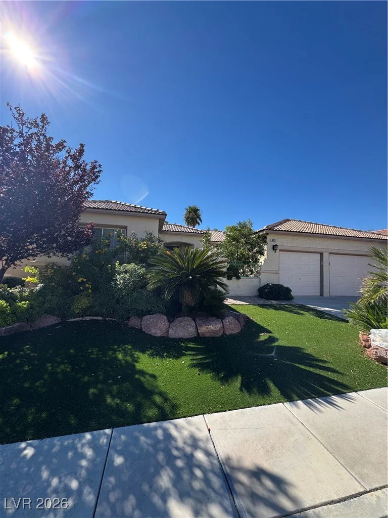 9927 Ridge Manor, Las Vegas, NV 89148