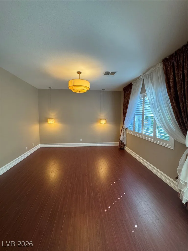 9927 Ridge Manor, Las Vegas, NV 89148