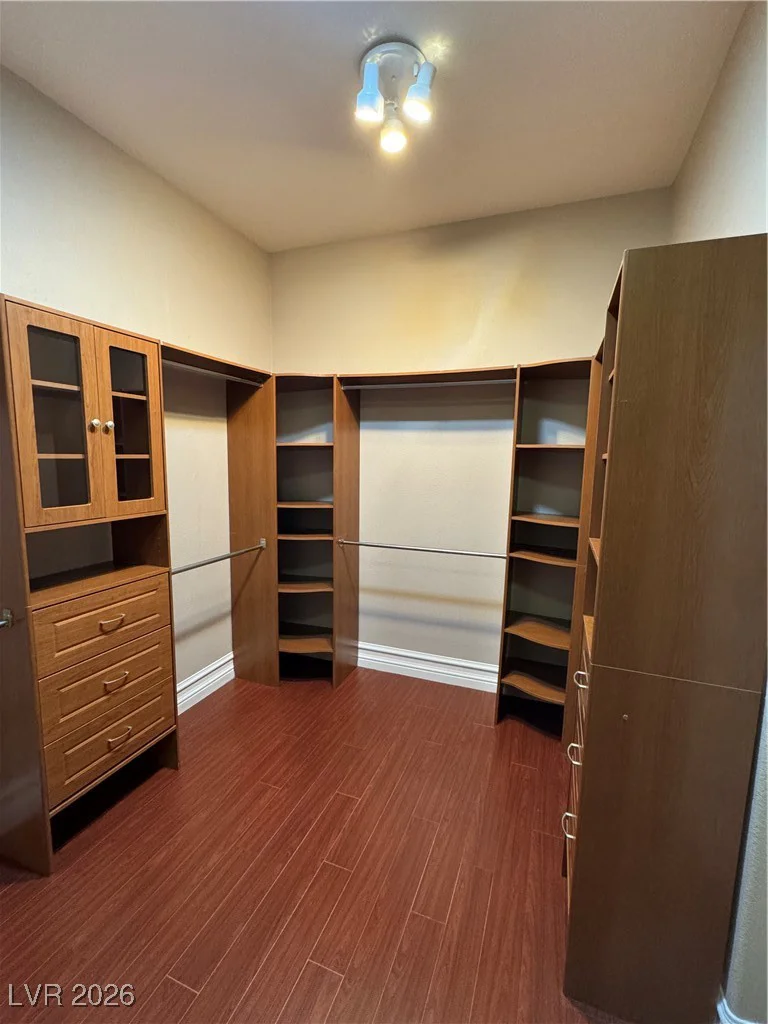 9927 Ridge Manor, Las Vegas, NV 89148