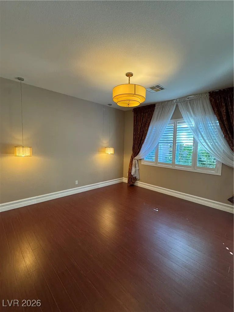 9927 Ridge Manor, Las Vegas, NV 89148