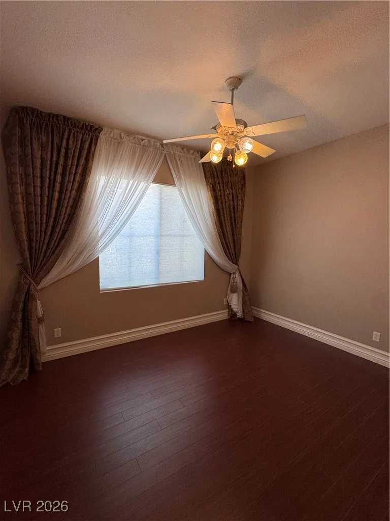 9927 Ridge Manor, Las Vegas, NV 89148