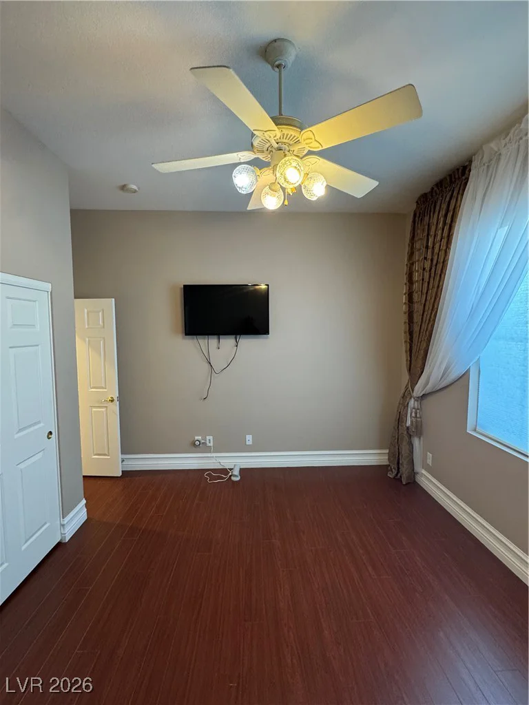 9927 Ridge Manor, Las Vegas, NV 89148