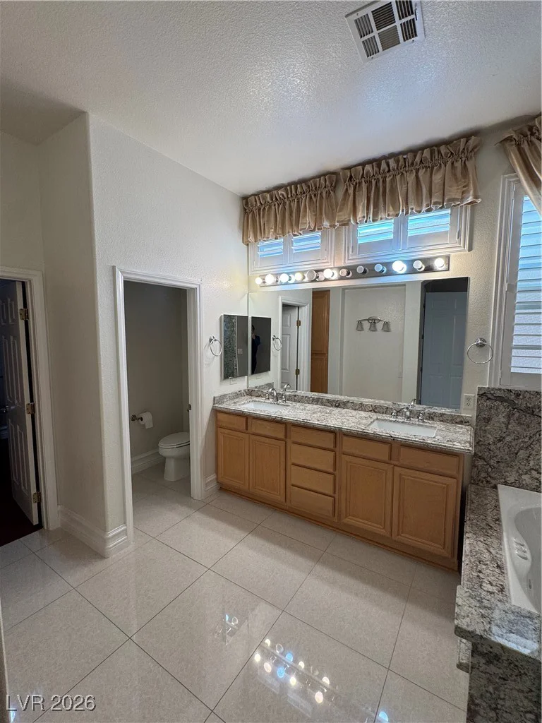 9927 Ridge Manor, Las Vegas, NV 89148