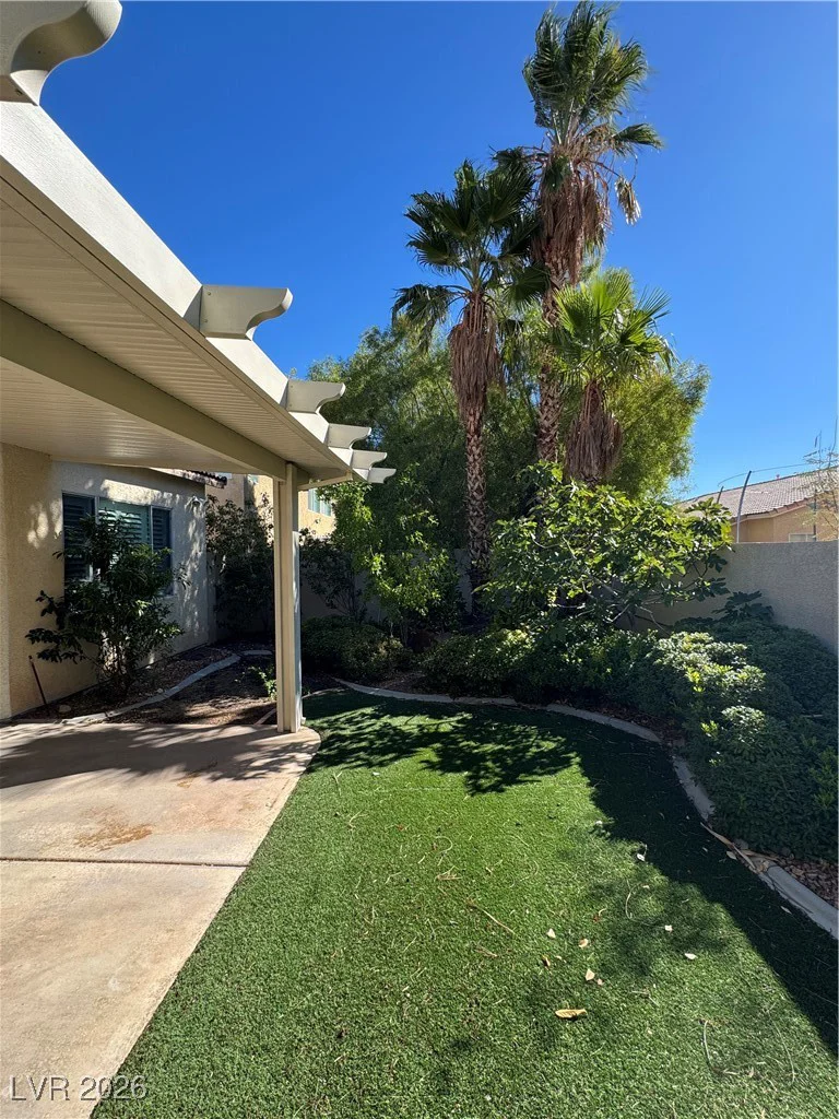 9927 Ridge Manor, Las Vegas, NV 89148