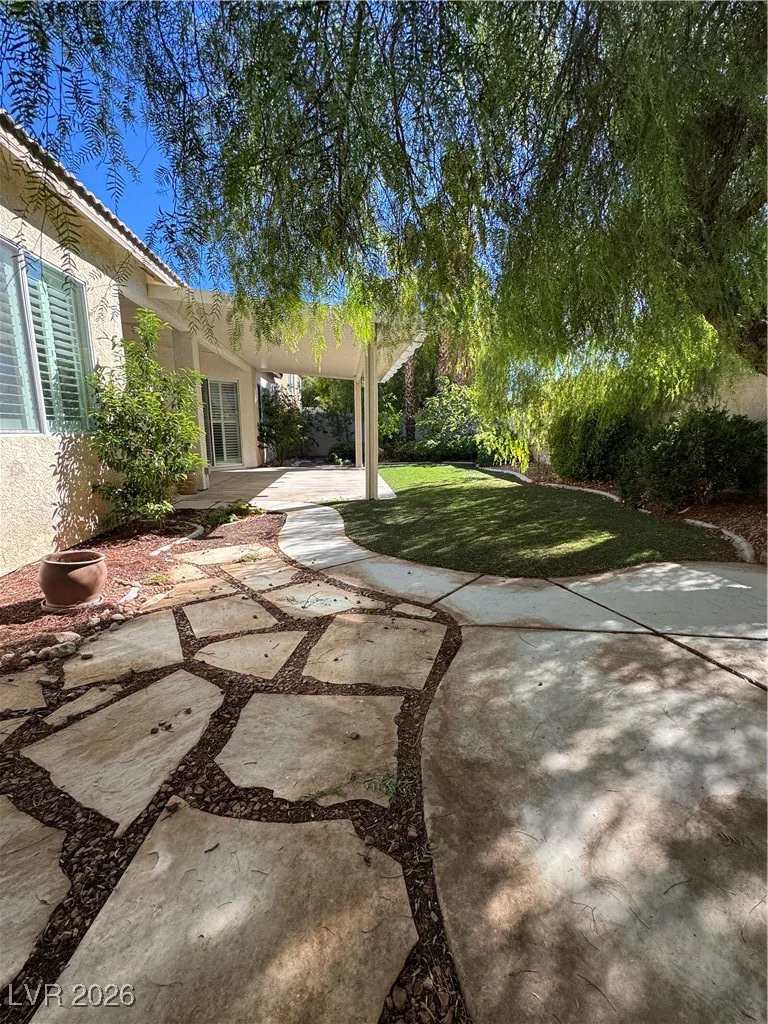 9927 Ridge Manor, Las Vegas, NV 89148