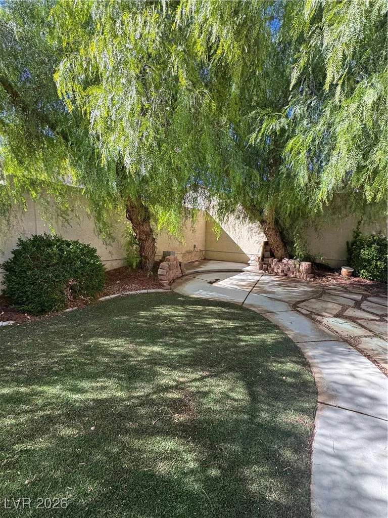 9927 Ridge Manor, Las Vegas, NV 89148