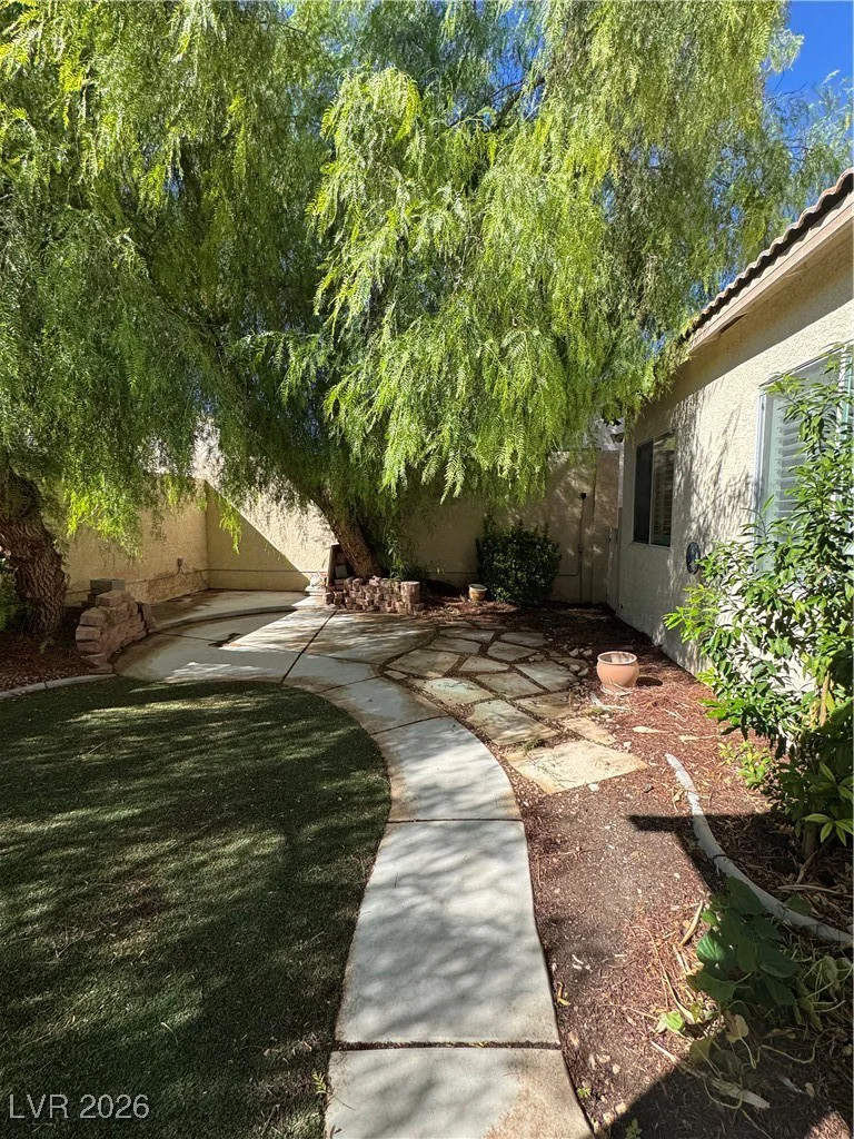 9927 Ridge Manor, Las Vegas, NV 89148