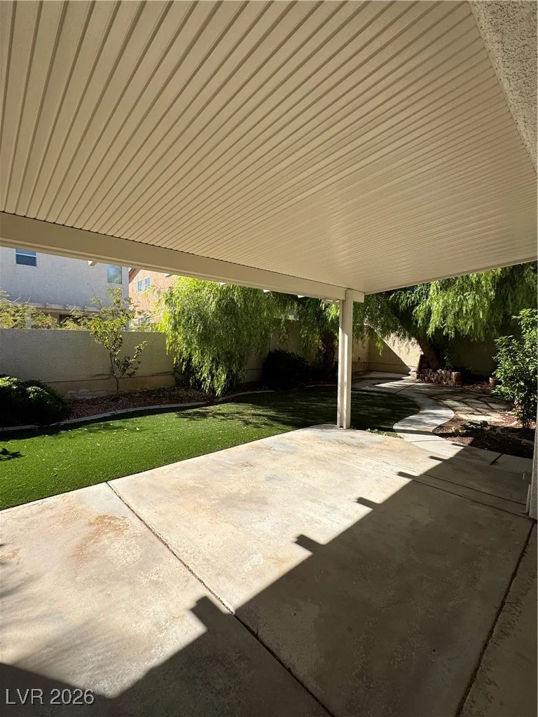 9927 Ridge Manor, Las Vegas, NV 89148