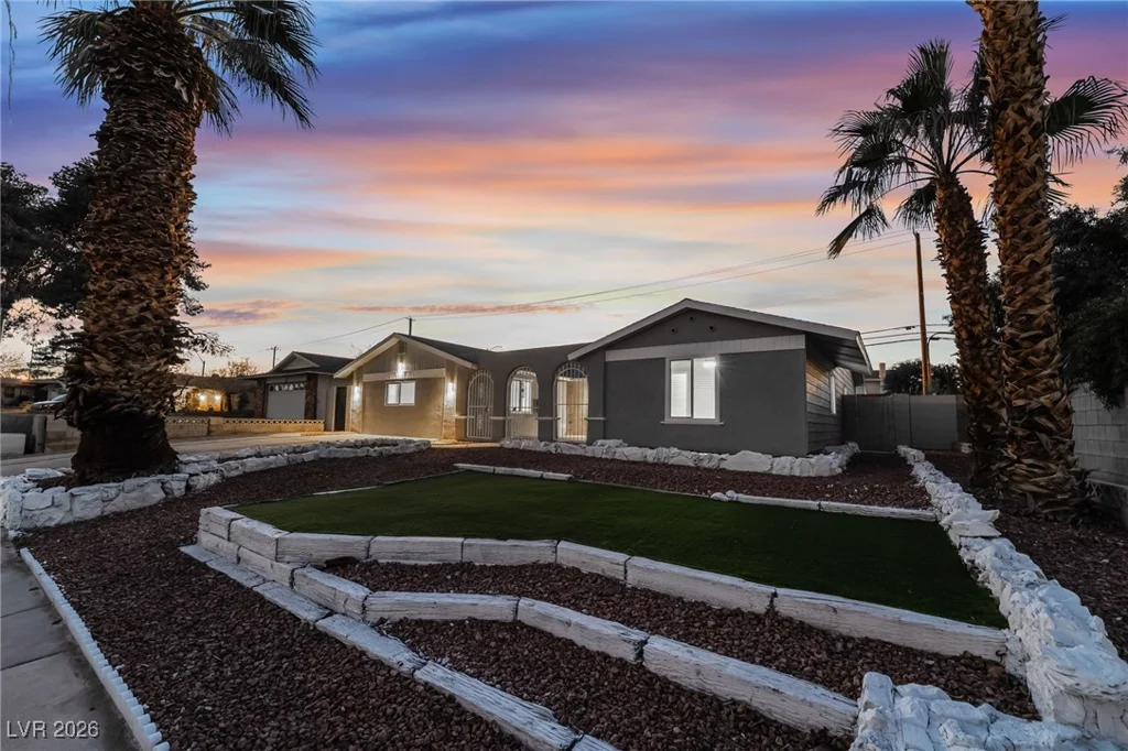 4461 Greenhill, Las Vegas, NV 89121