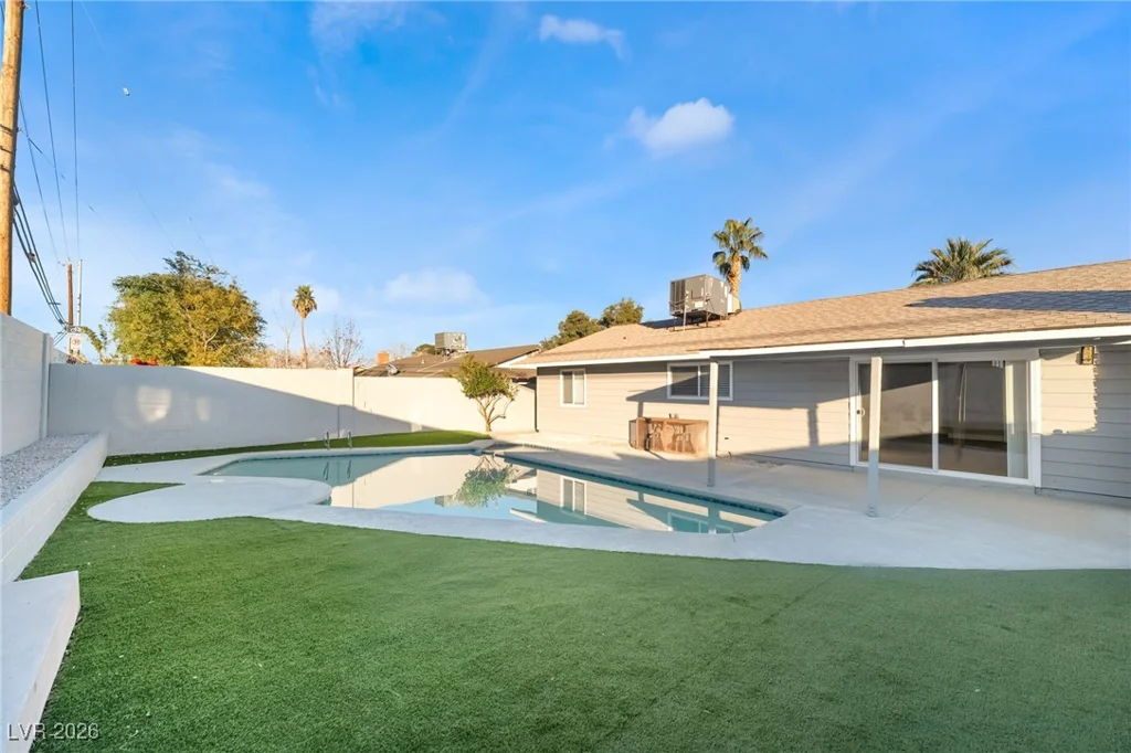 4461 Greenhill, Las Vegas, NV 89121
