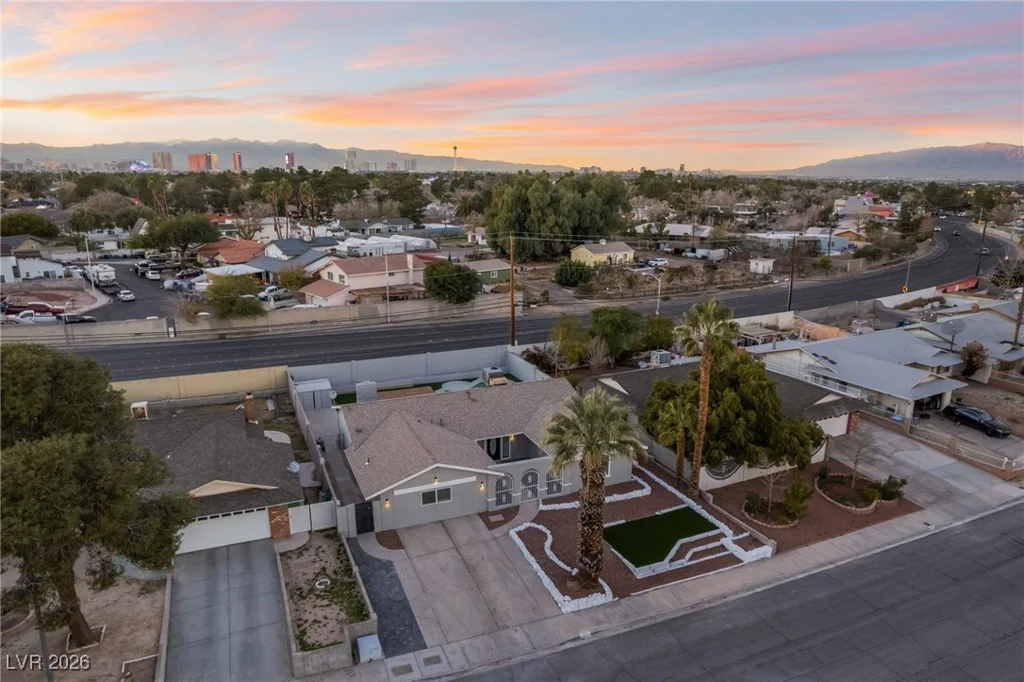 4461 Greenhill, Las Vegas, NV 89121