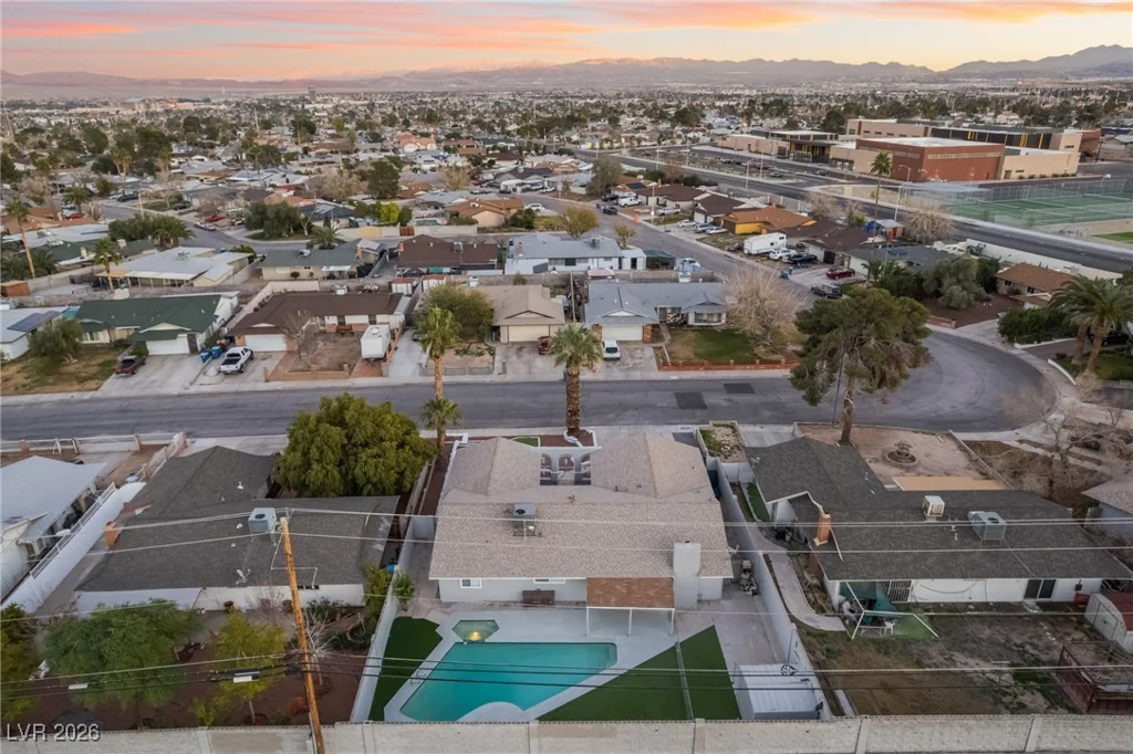 4461 Greenhill, Las Vegas, NV 89121