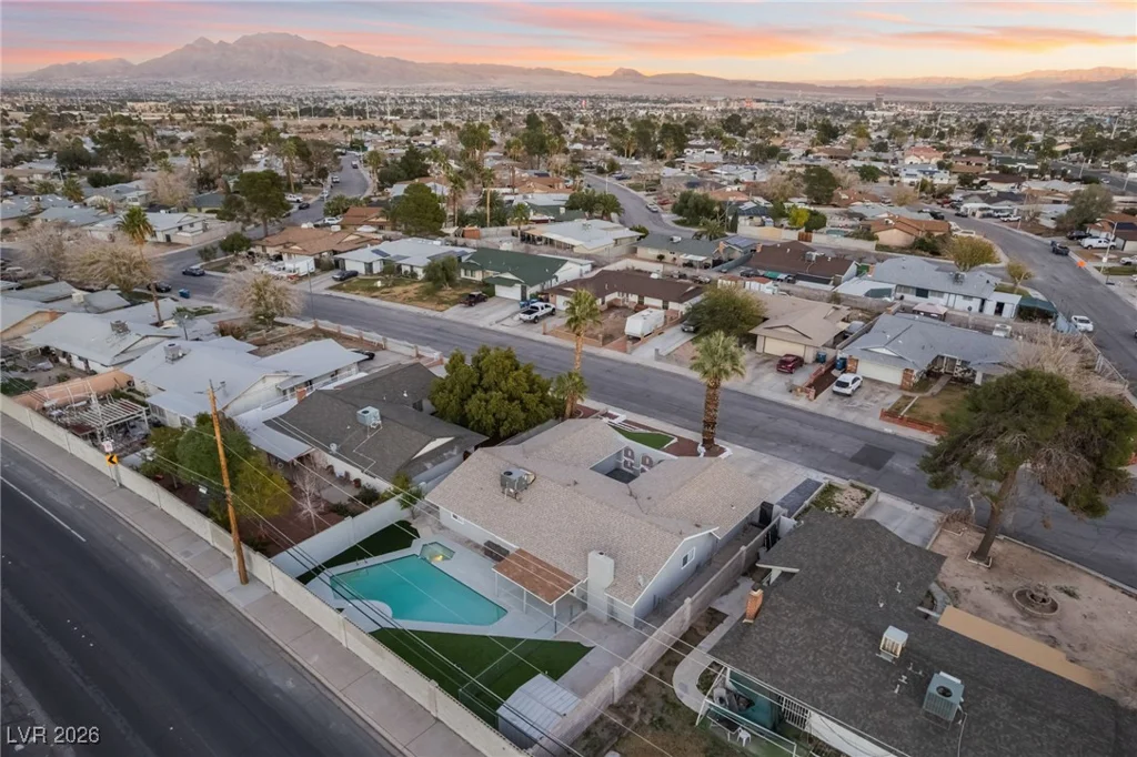 4461 Greenhill, Las Vegas, NV 89121