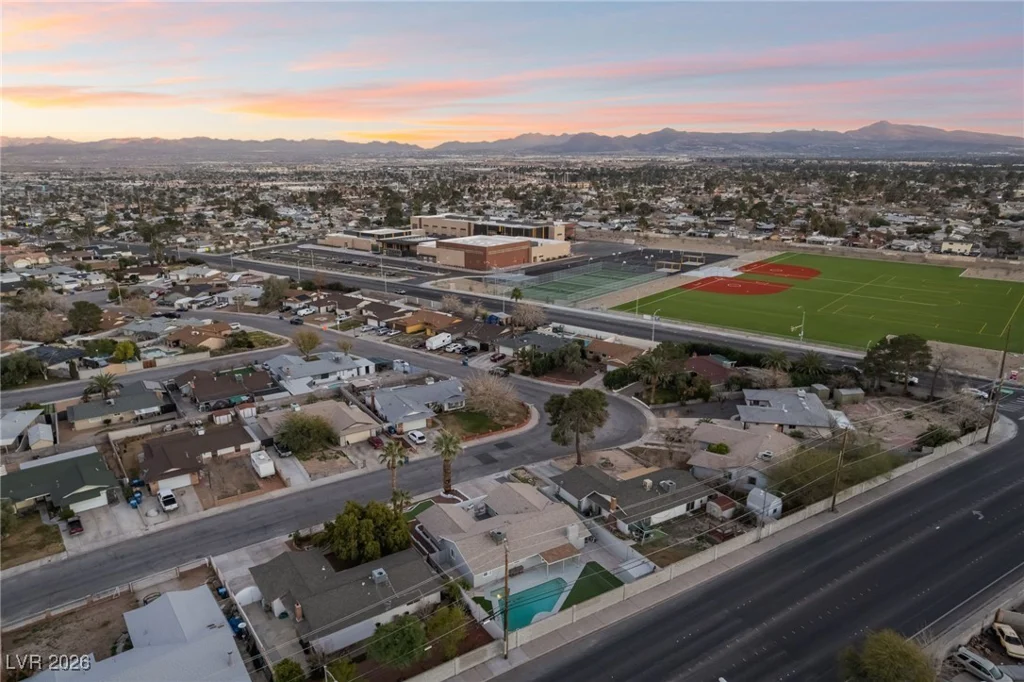 4461 Greenhill, Las Vegas, NV 89121