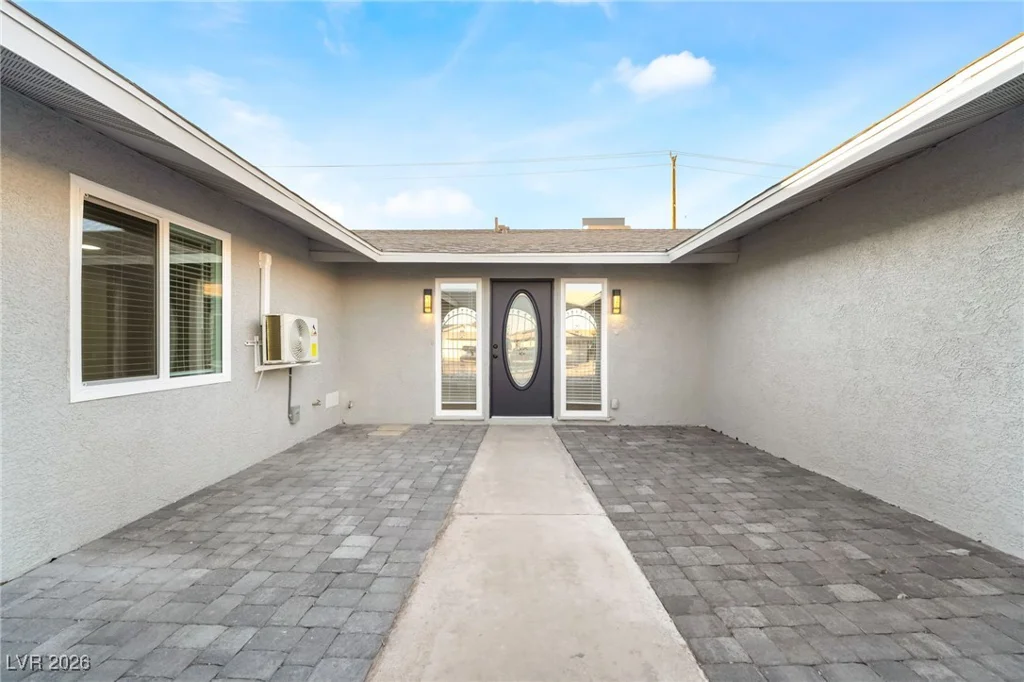 4461 Greenhill, Las Vegas, NV 89121