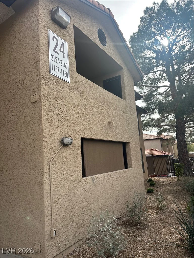 2451 Rainbow, Las Vegas, NV 89108