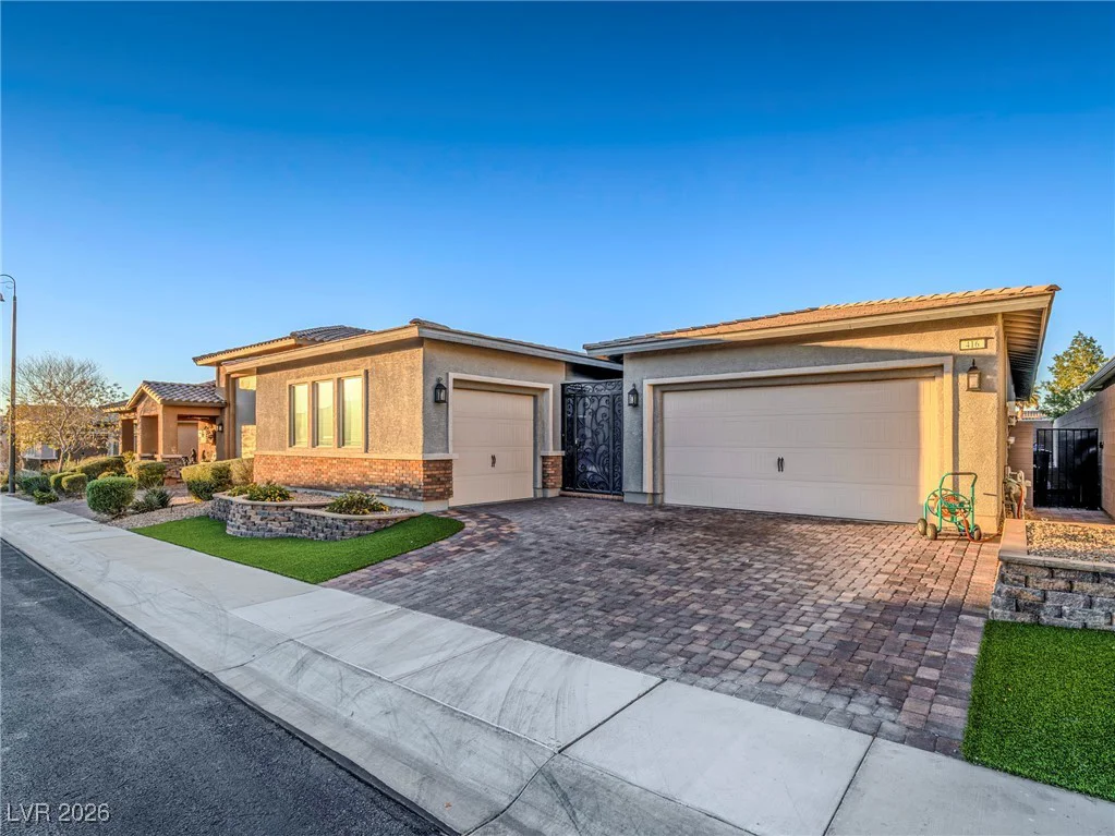416 Middlestone, Henderson, NV 89011