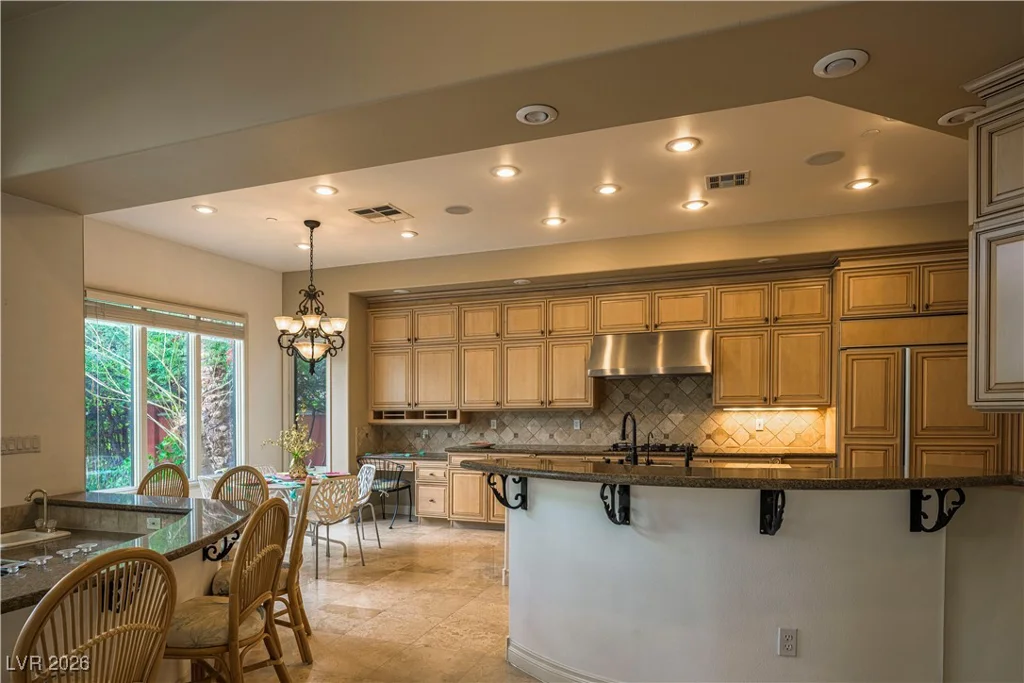16 Via Mira Monte, Henderson, NV 89011
