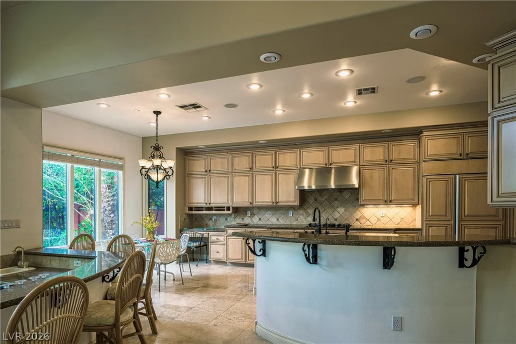 16 Via Mira Monte, Henderson, NV 89011