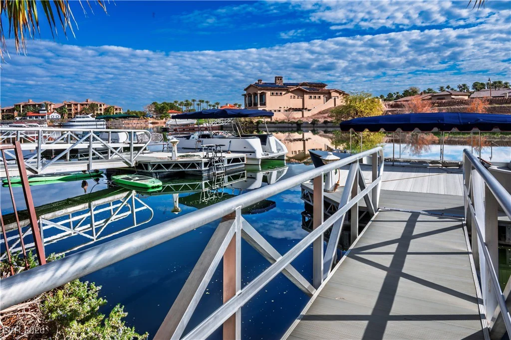 16 Via Mira Monte, Henderson, NV 89011
