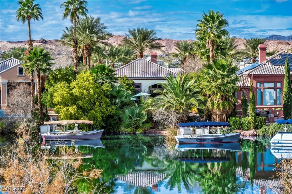16 Via Mira Monte, Henderson, NV 89011