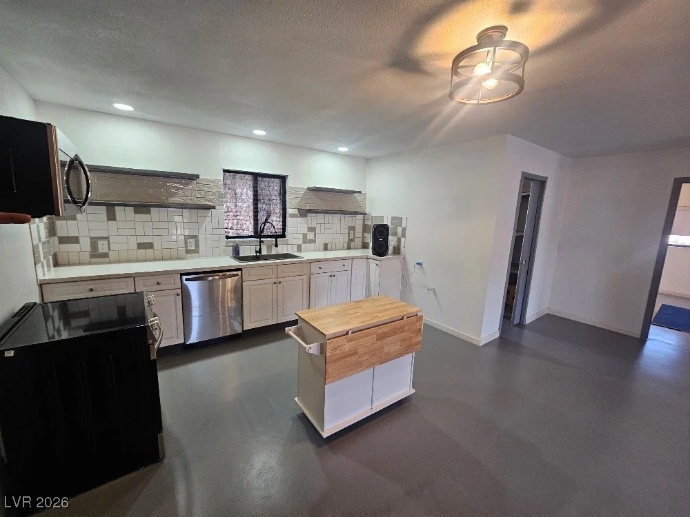870 Second, Pahrump, NV 89048