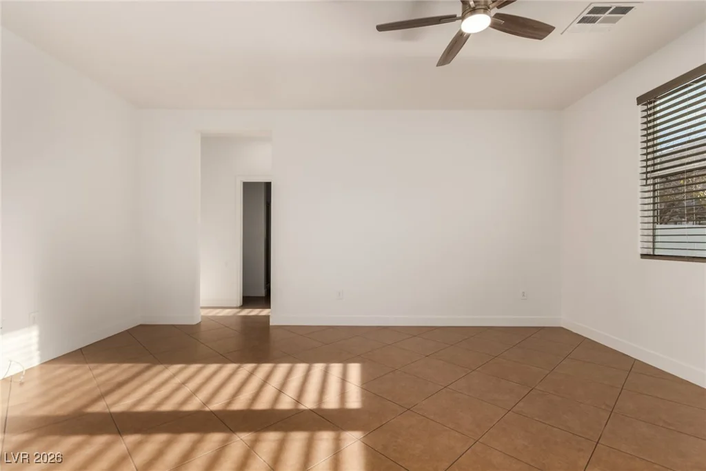 6659 Little Owl, North Las Vegas, NV 89084
