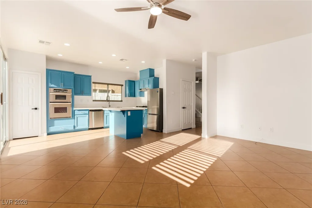 6659 Little Owl, North Las Vegas, NV 89084