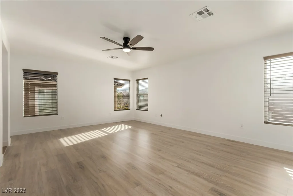 6659 Little Owl, North Las Vegas, NV 89084