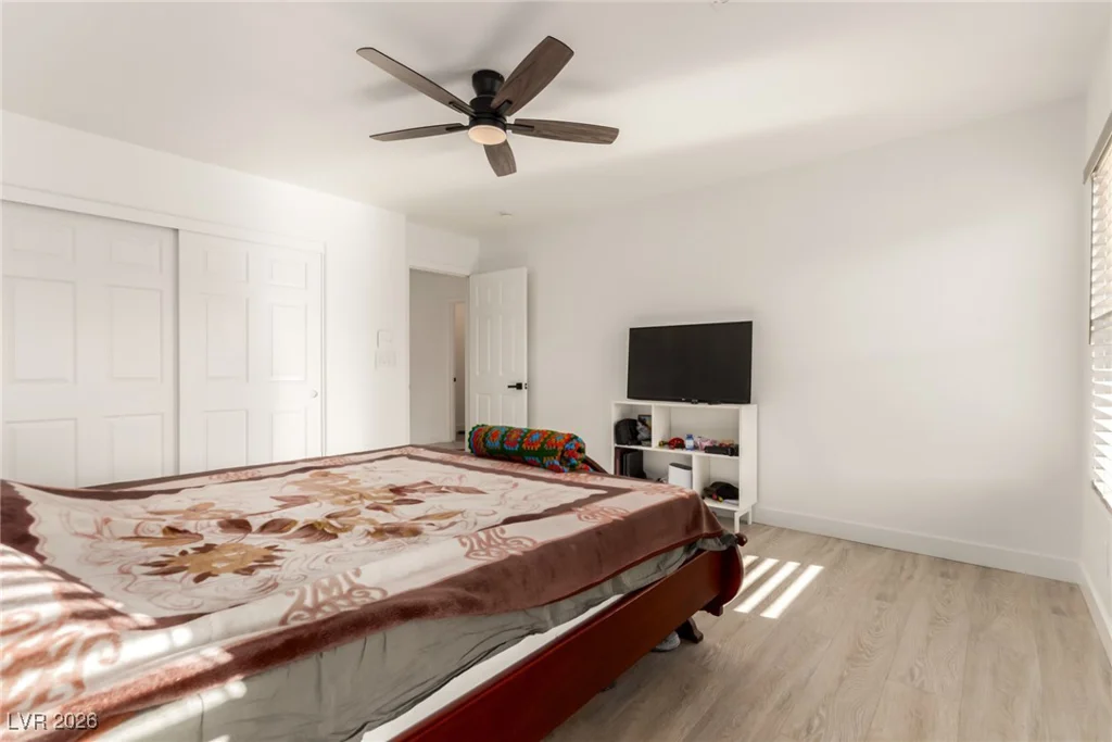 6659 Little Owl, North Las Vegas, NV 89084