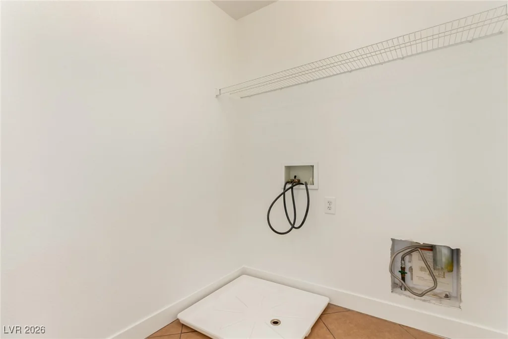 6659 Little Owl, North Las Vegas, NV 89084