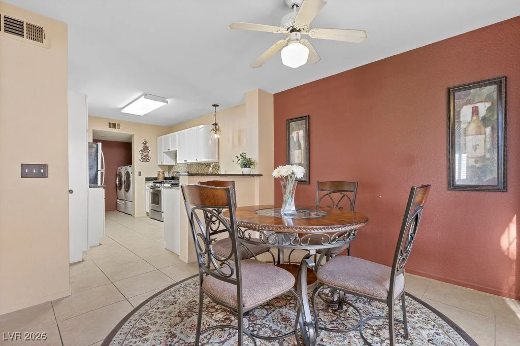 8464 Majestic View, Las Vegas, NV 89129