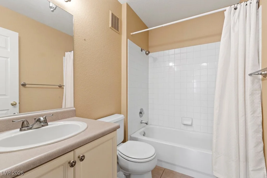 8464 Majestic View, Las Vegas, NV 89129