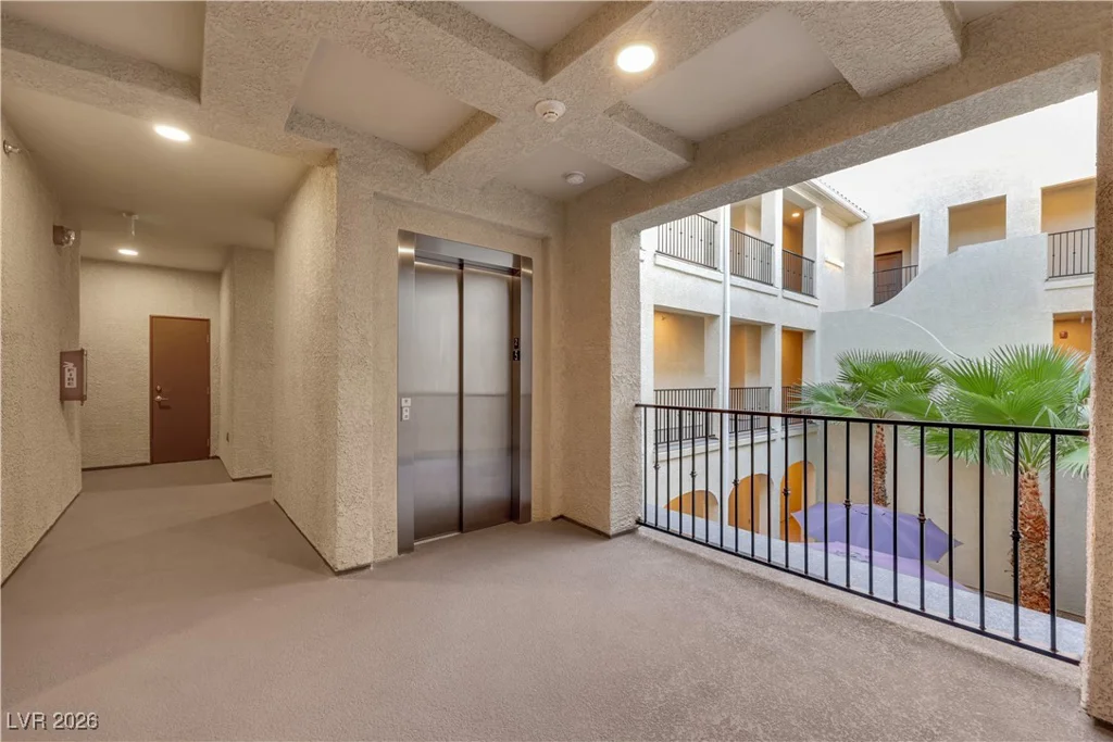 2555 Hampton, Henderson, NV 89052