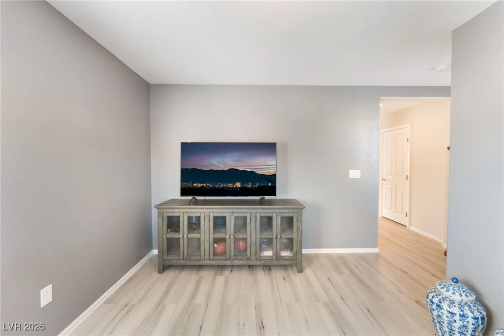 1413 Nature Loop, North Las Vegas, NV 89031