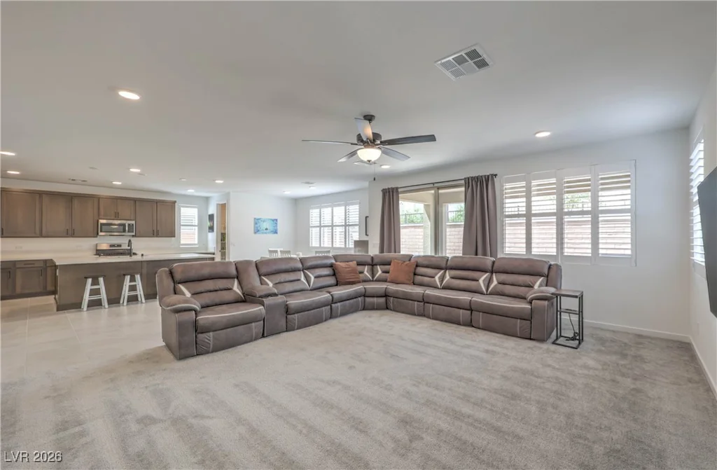 6923 Desert Finch, North Las Vegas, NV 89084
