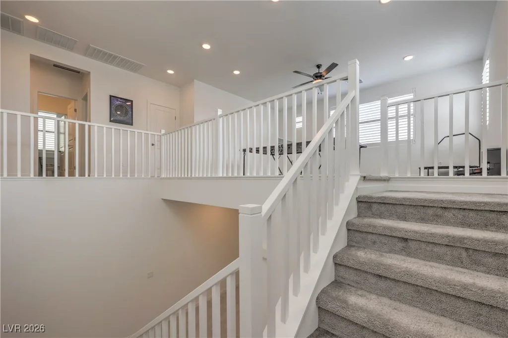 6923 Desert Finch, North Las Vegas, NV 89084