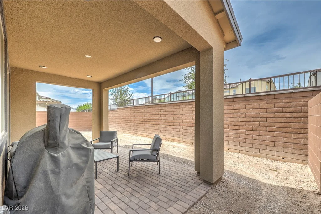 6923 Desert Finch, North Las Vegas, NV 89084