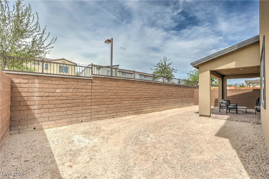 6923 Desert Finch, North Las Vegas, NV 89084