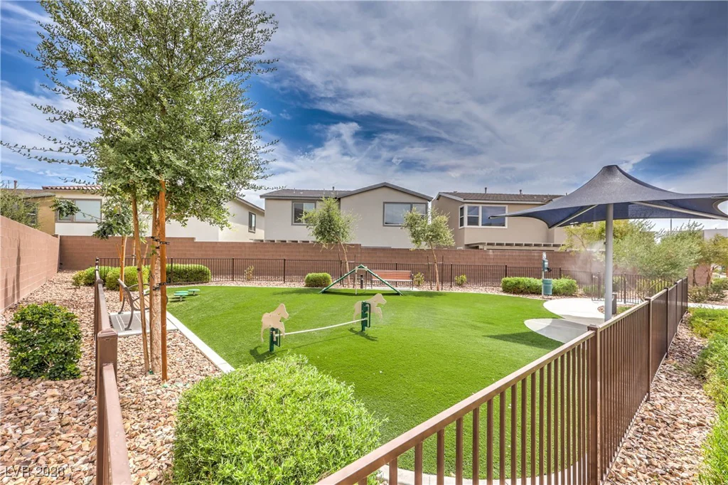 6923 Desert Finch, North Las Vegas, NV 89084
