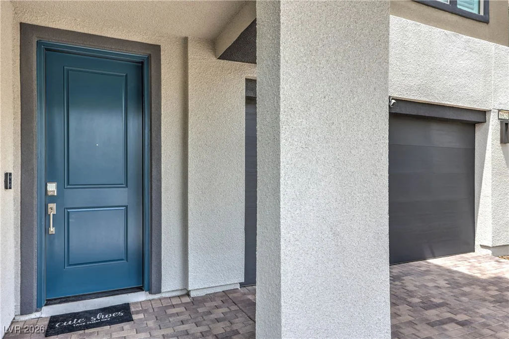 6923 Desert Finch, North Las Vegas, NV 89084