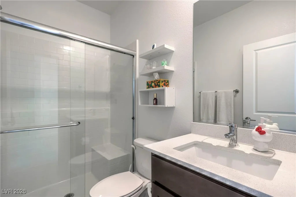 6923 Desert Finch, North Las Vegas, NV 89084