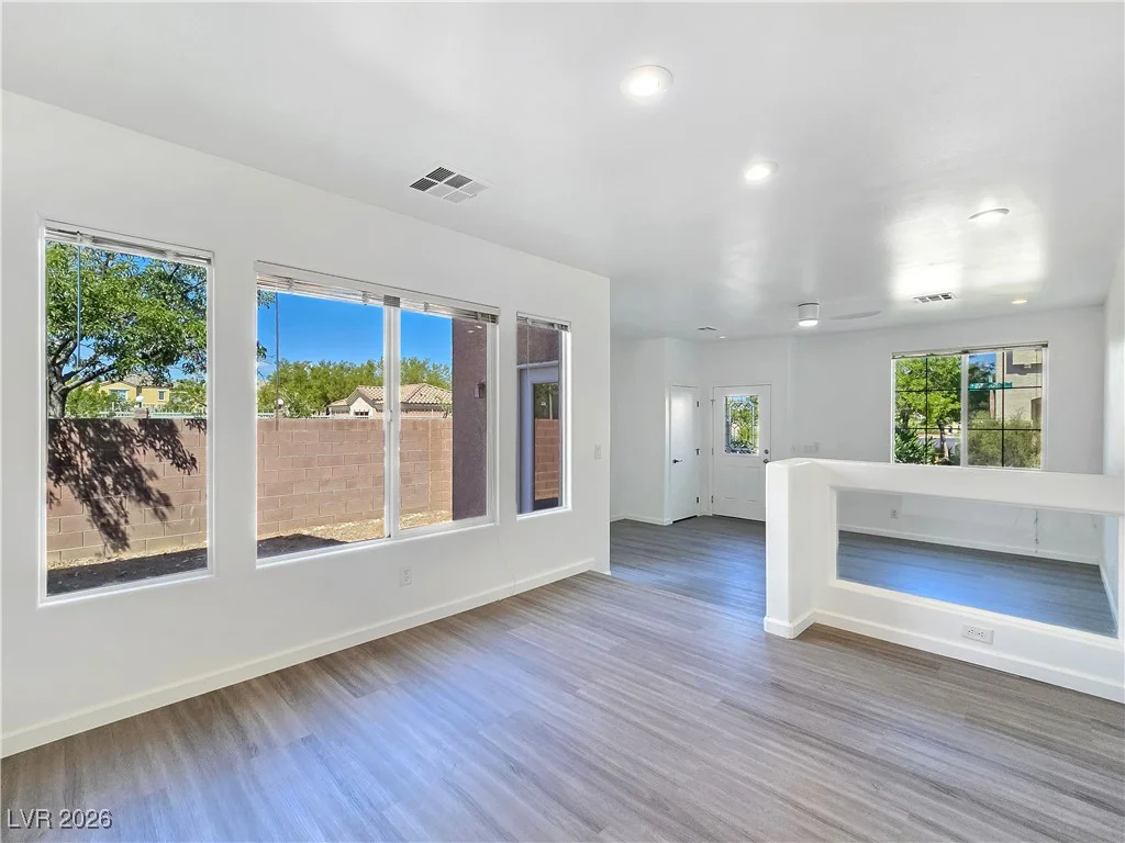 6599 Netherseal, Las Vegas, NV 89139