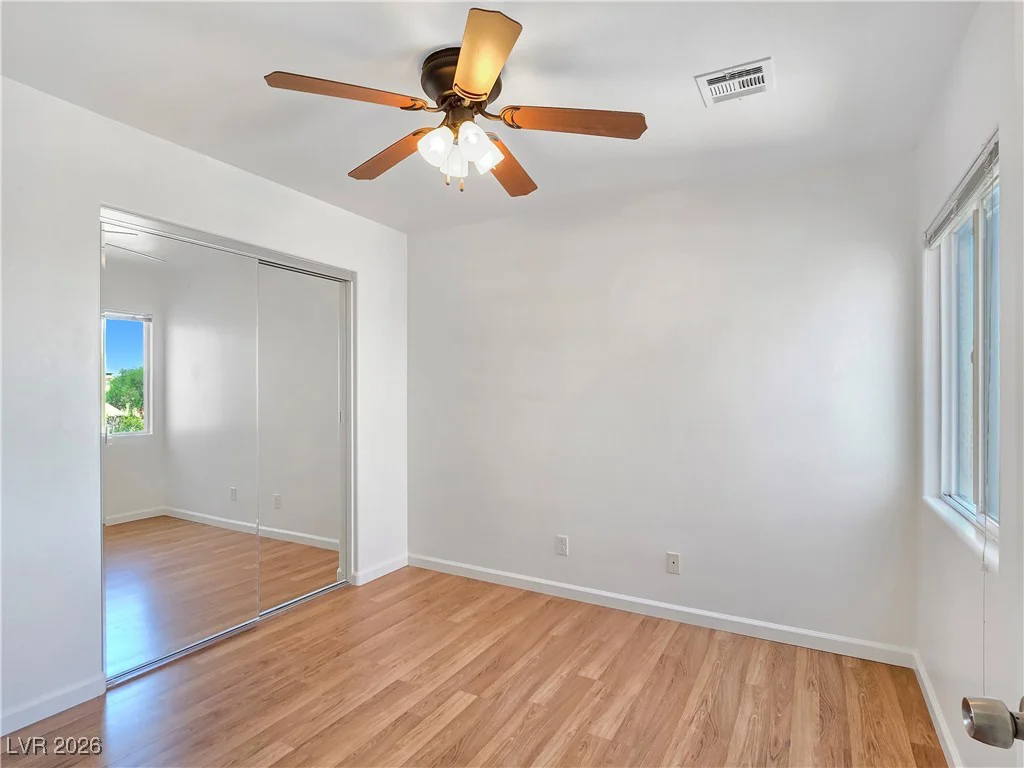 6599 Netherseal, Las Vegas, NV 89139