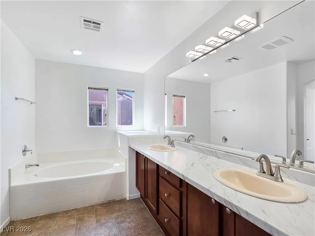 6599 Netherseal, Las Vegas, NV 89139