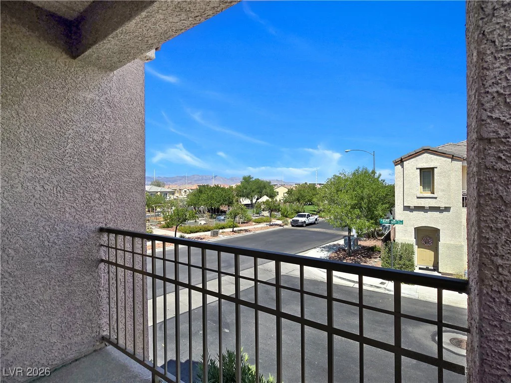 6599 Netherseal, Las Vegas, NV 89139