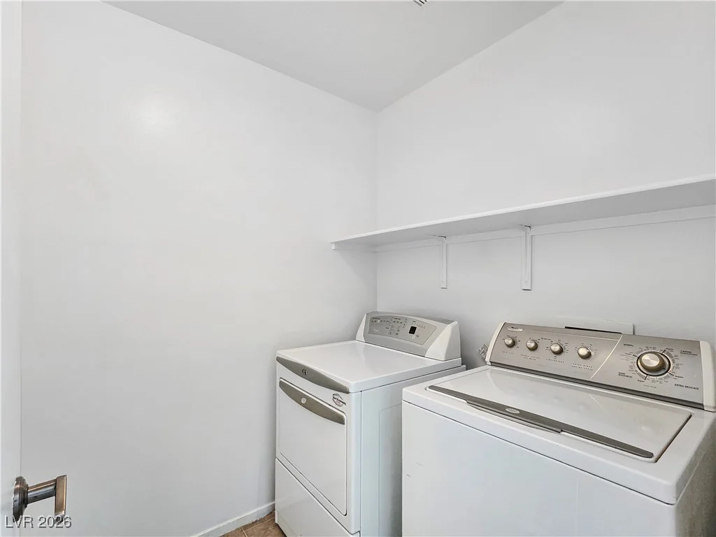 6599 Netherseal, Las Vegas, NV 89139