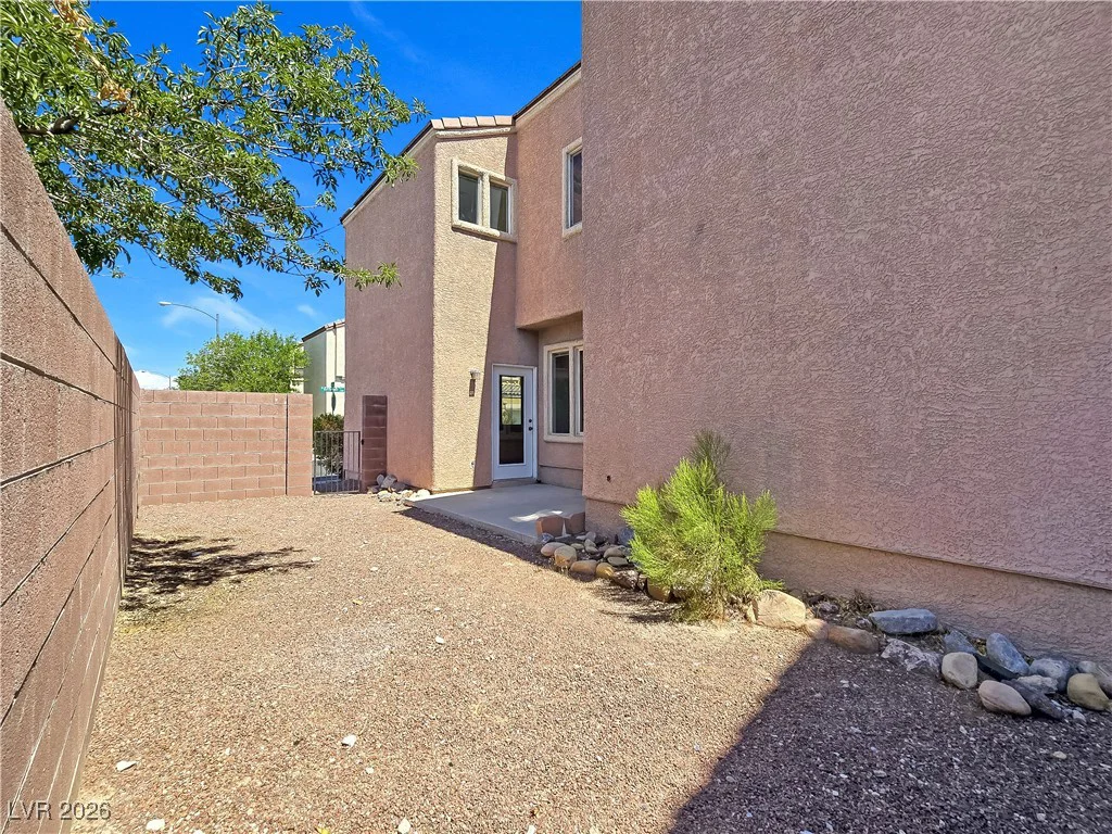 6599 Netherseal, Las Vegas, NV 89139