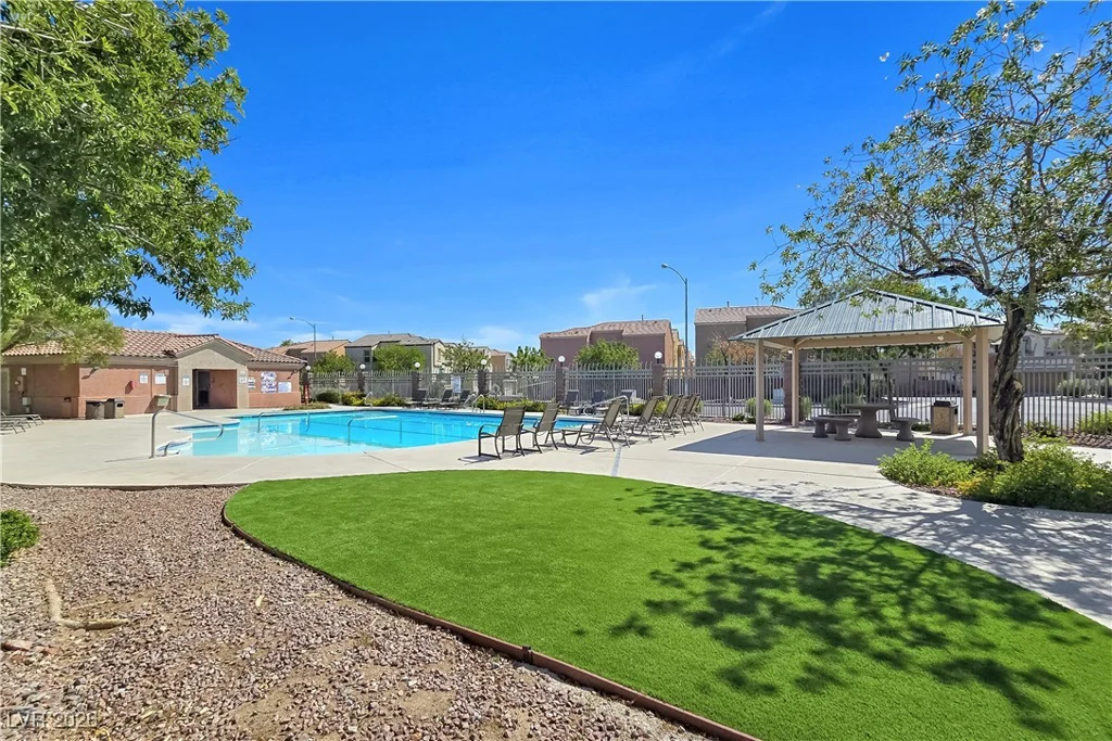 6599 Netherseal, Las Vegas, NV 89139